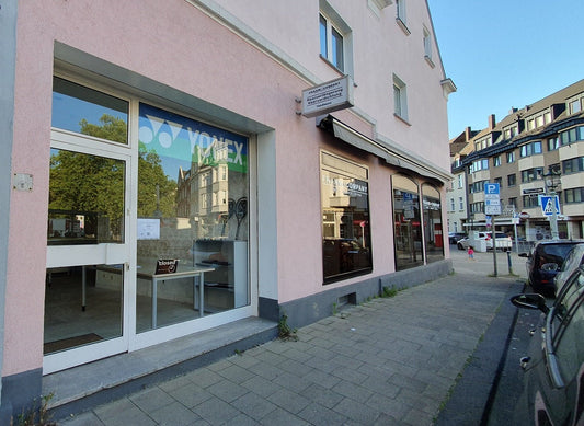 Tennisbude Shop am Benrather Marktplatz Düsseldorf - Tennisbude